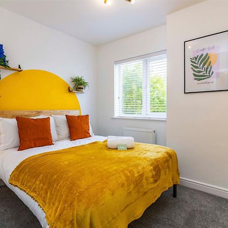 Fern Cottage - 5 Bedroom House Free Parking 노팅엄 외부 사진
