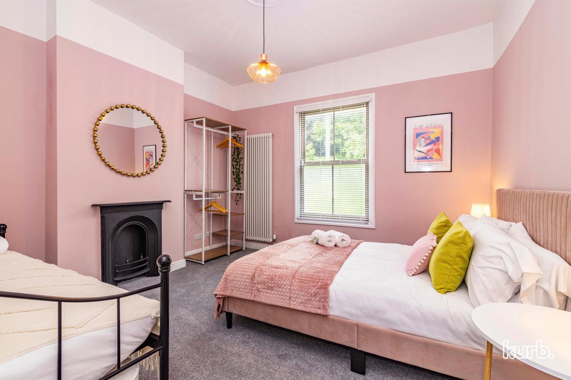 Fern Cottage - 5 Bedroom House Free Parking 노팅엄 외부 사진